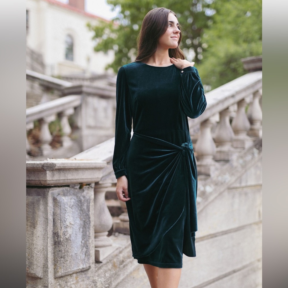 Dainty Jewells-Velvet Dress